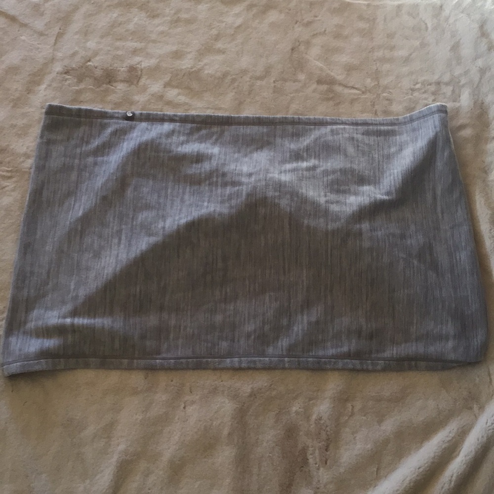 Mountain Hardware wrap around scarf